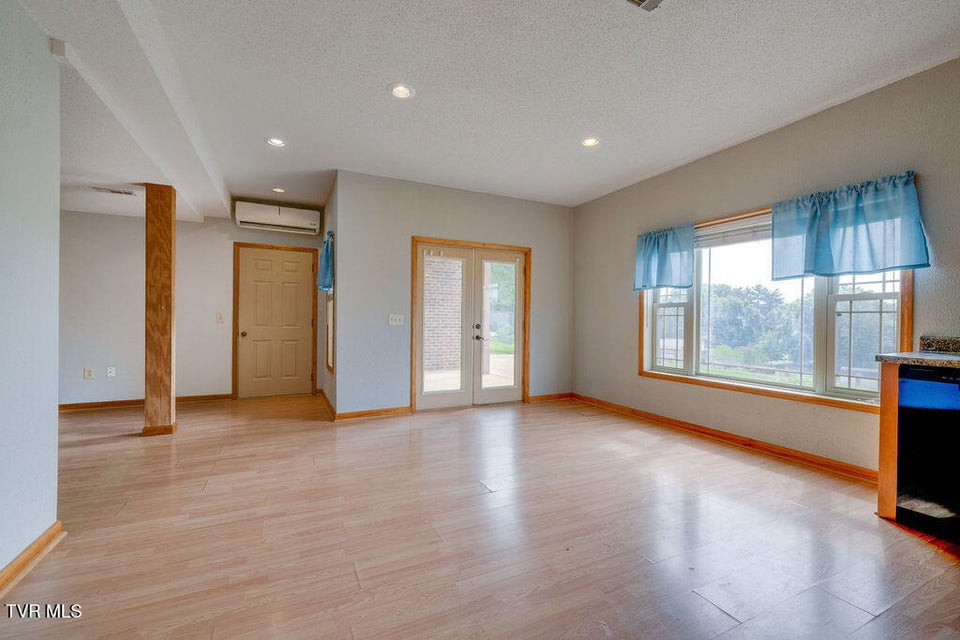 Photo #38: 229 Ridgecrest Road