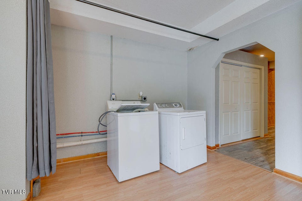 Photo #40: 229 Ridgecrest Road