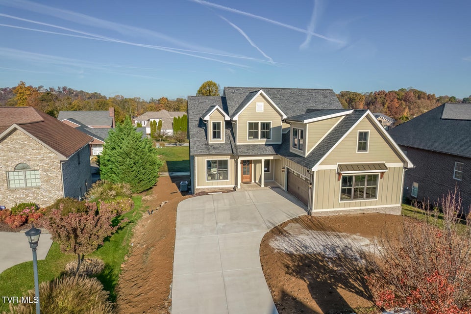 Photo #2: 417 Oliver Approach 