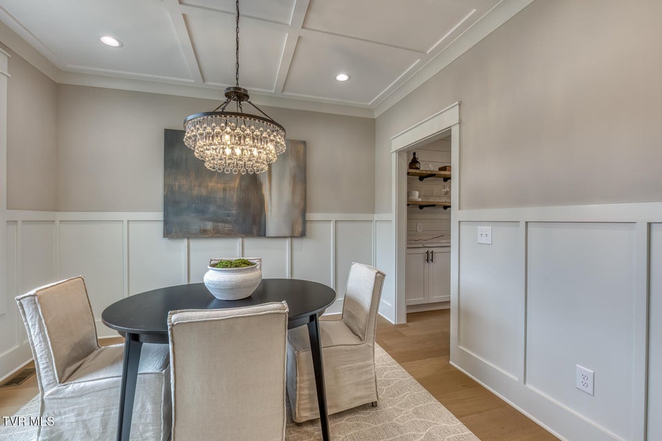 Photo #7: 417 Oliver Approach 