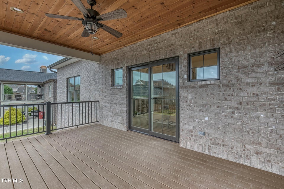 Photo #27: 417 Oliver Approach 