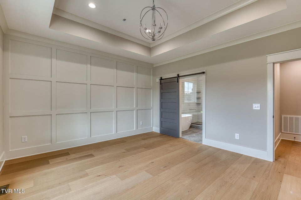 Photo #30: 417 Oliver Approach 