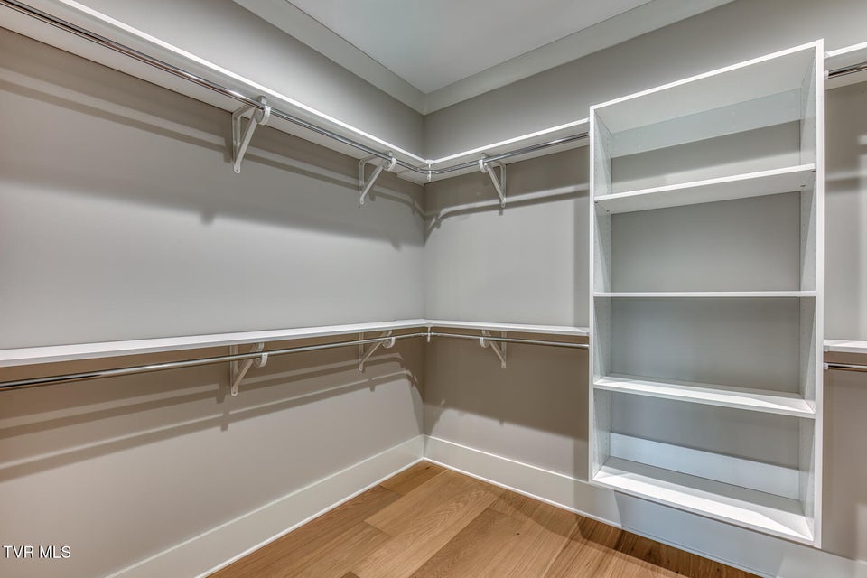 Photo #36: 417 Oliver Approach 