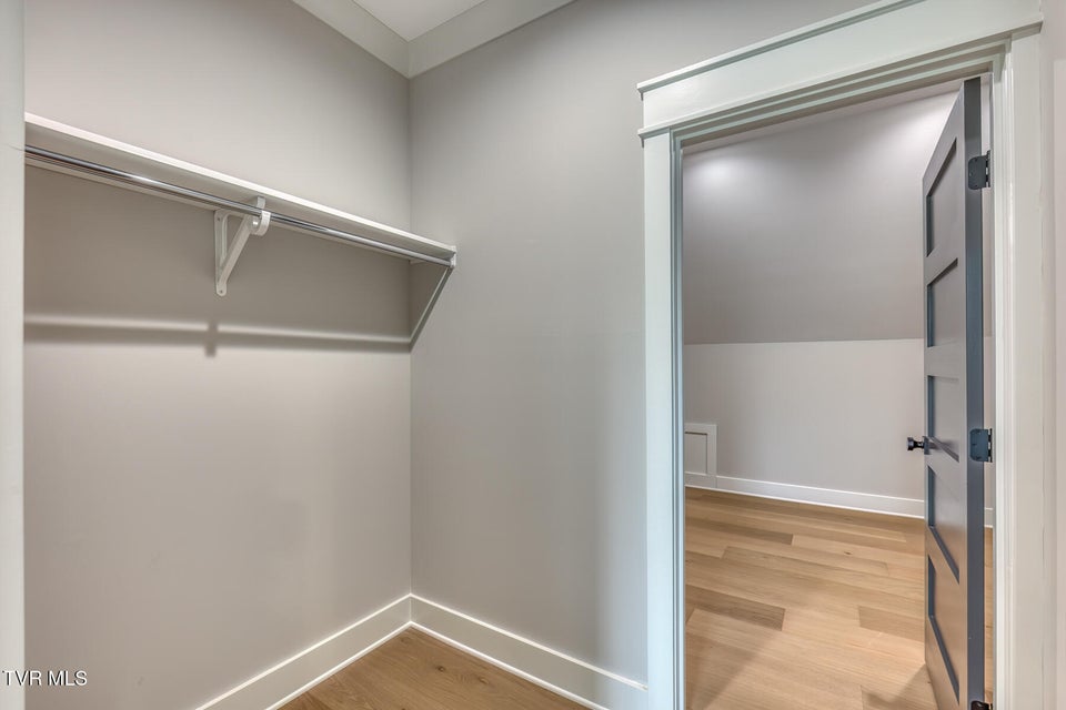 Photo #45: 417 Oliver Approach 