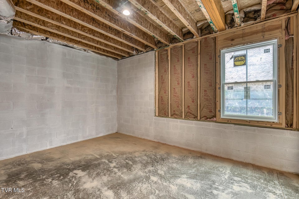 Photo #62: 417 Oliver Approach 