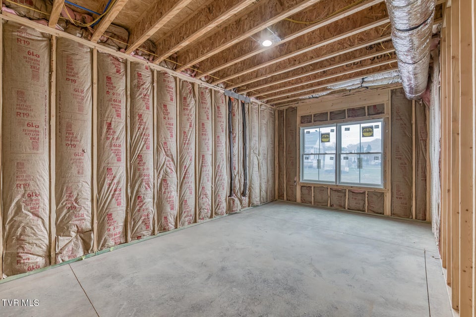 Photo #67: 417 Oliver Approach 