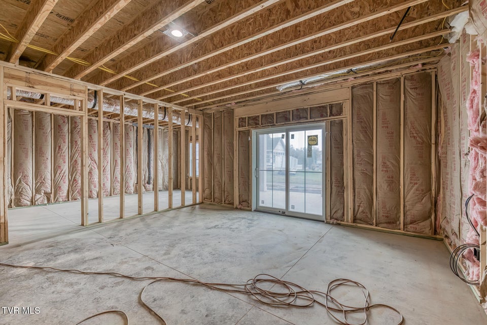 Photo #70: 417 Oliver Approach 