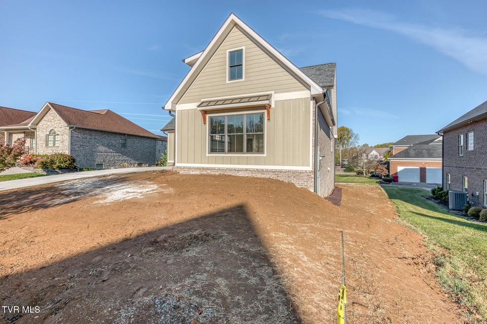 Photo #76: 417 Oliver Approach 