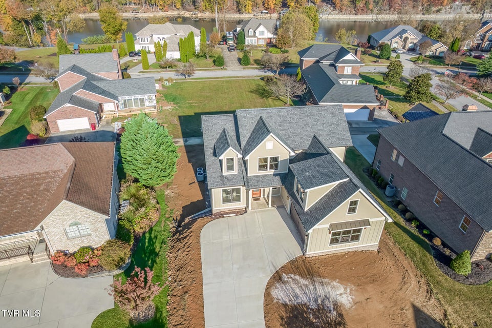 Photo #82: 417 Oliver Approach 