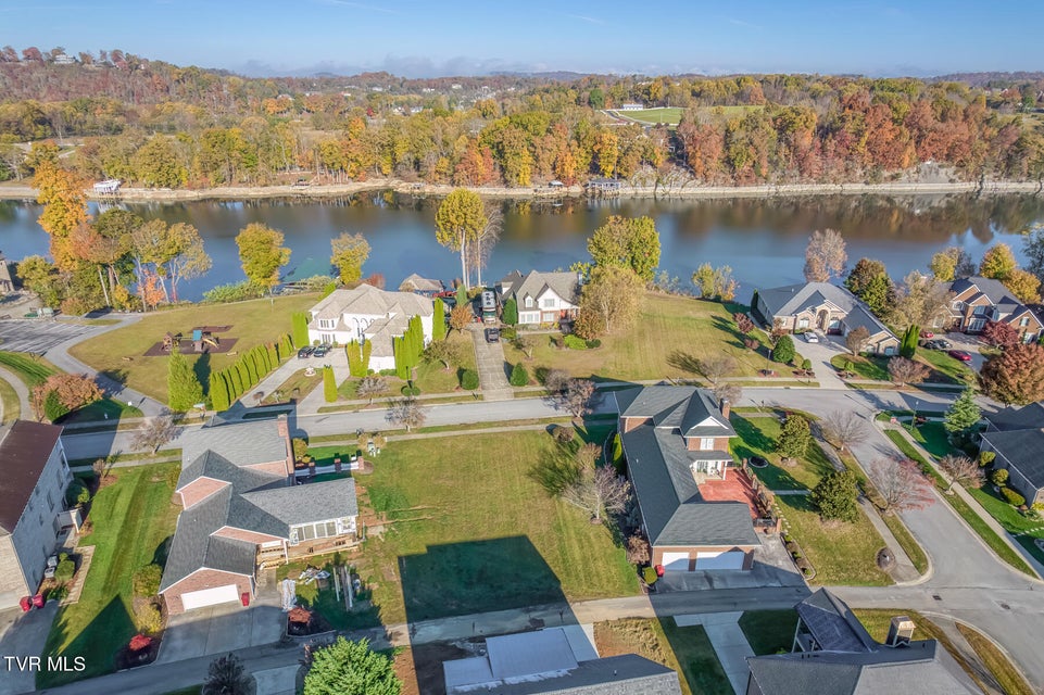 Photo #84: 417 Oliver Approach 