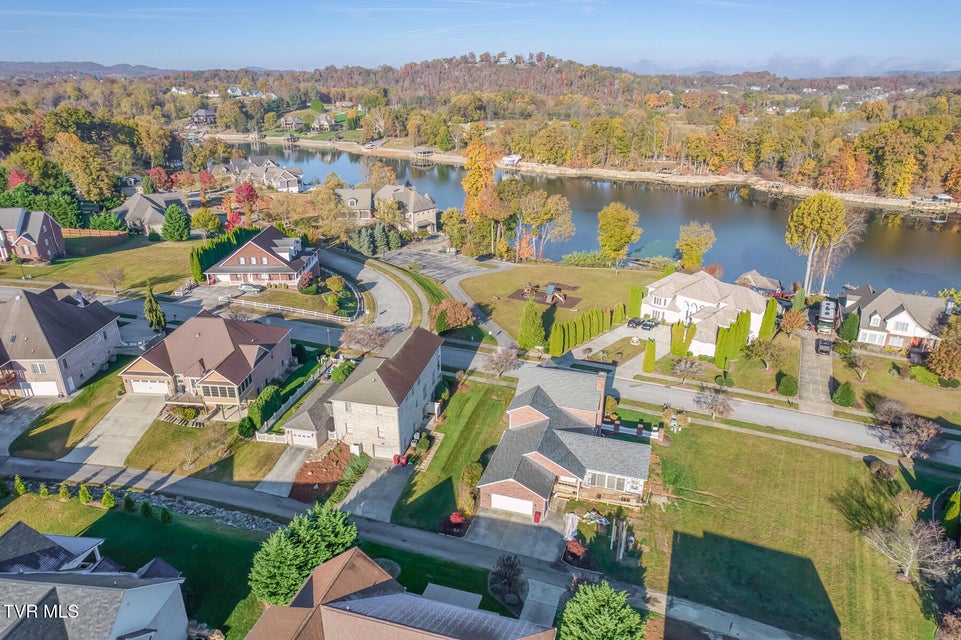 Photo #85: 417 Oliver Approach 