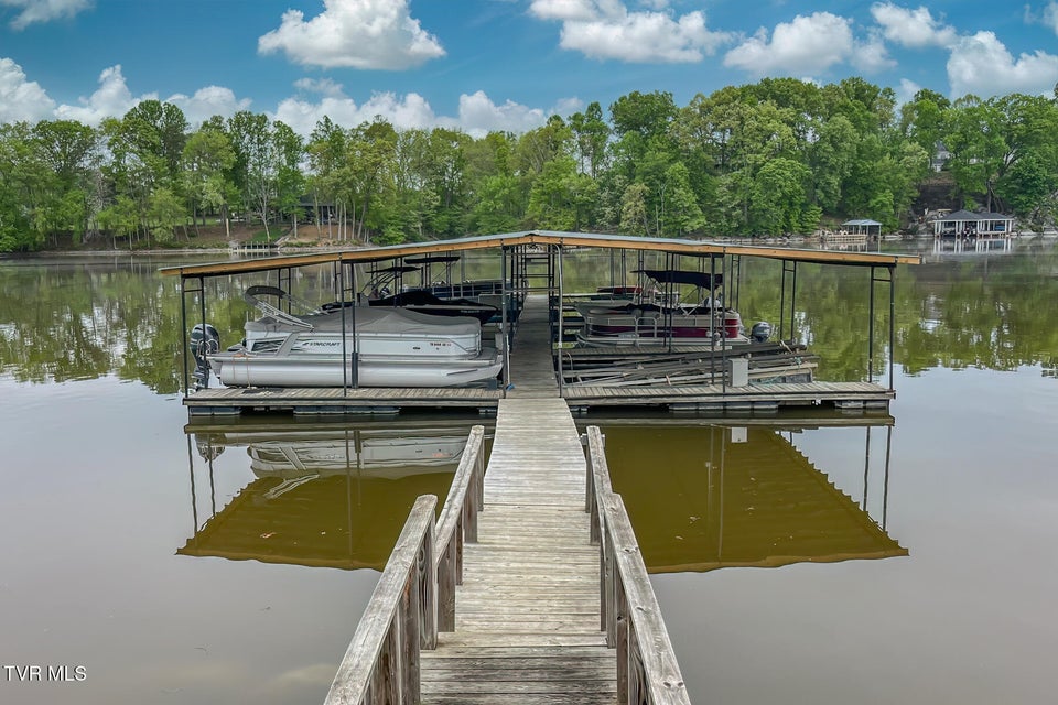 Photo #97: 417 Oliver Approach 