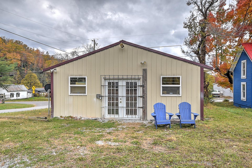 Photo #4: 605 5th Street