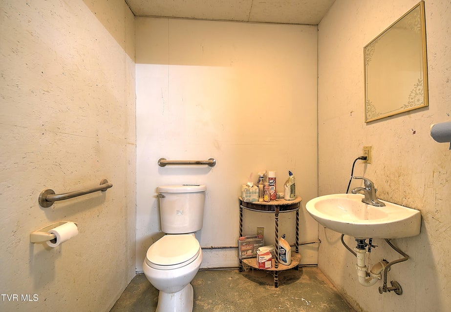 Photo #18: 605 5th Street