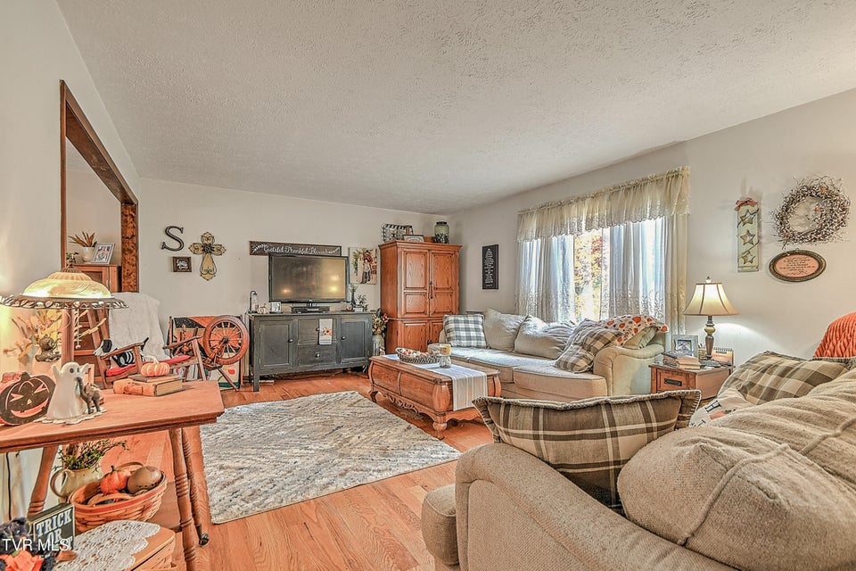 Photo #3: 725 Gray Sta-Sul Springs Road