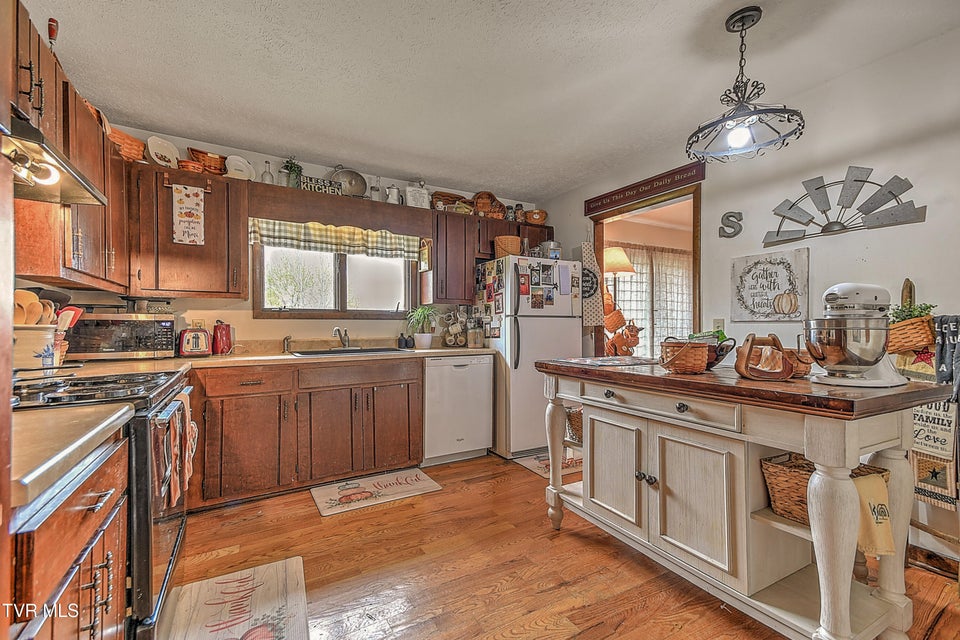 Photo #12: 725 Gray Sta-Sul Springs Road