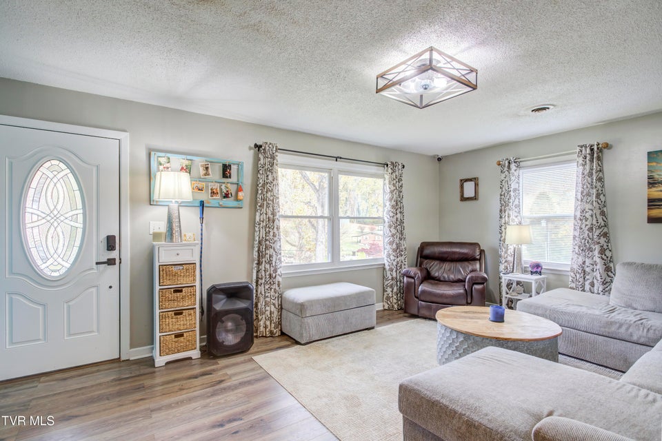 Photo #6: 304 Deerfield Drive