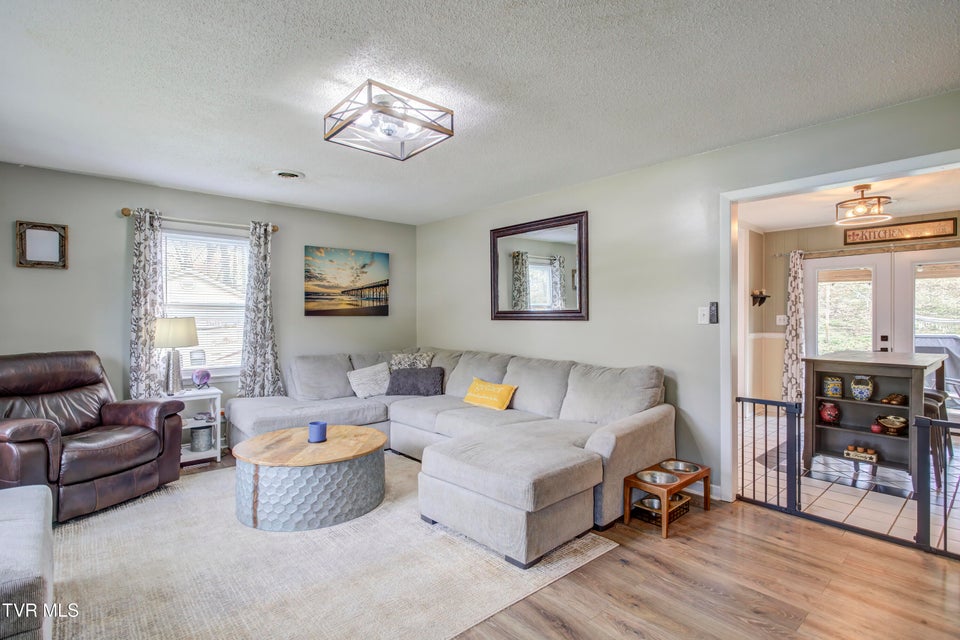 Photo #8: 304 Deerfield Drive