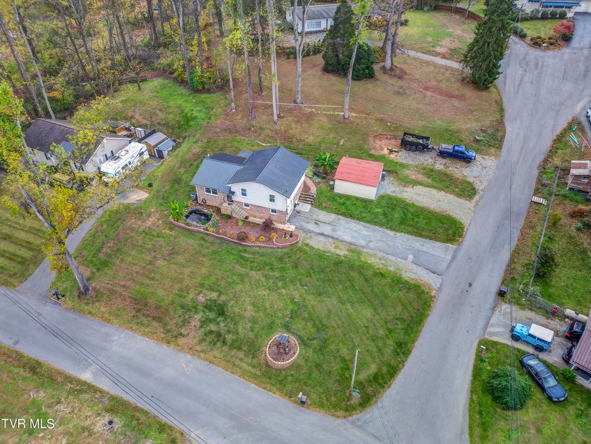 Photo #5: 304 Deerfield Drive