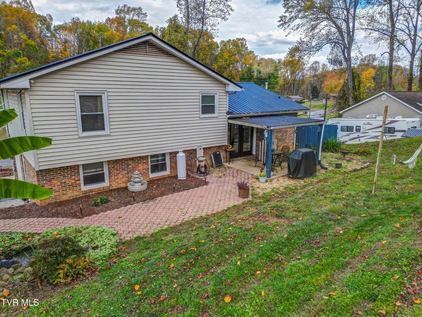 Photo #39: 304 Deerfield Drive