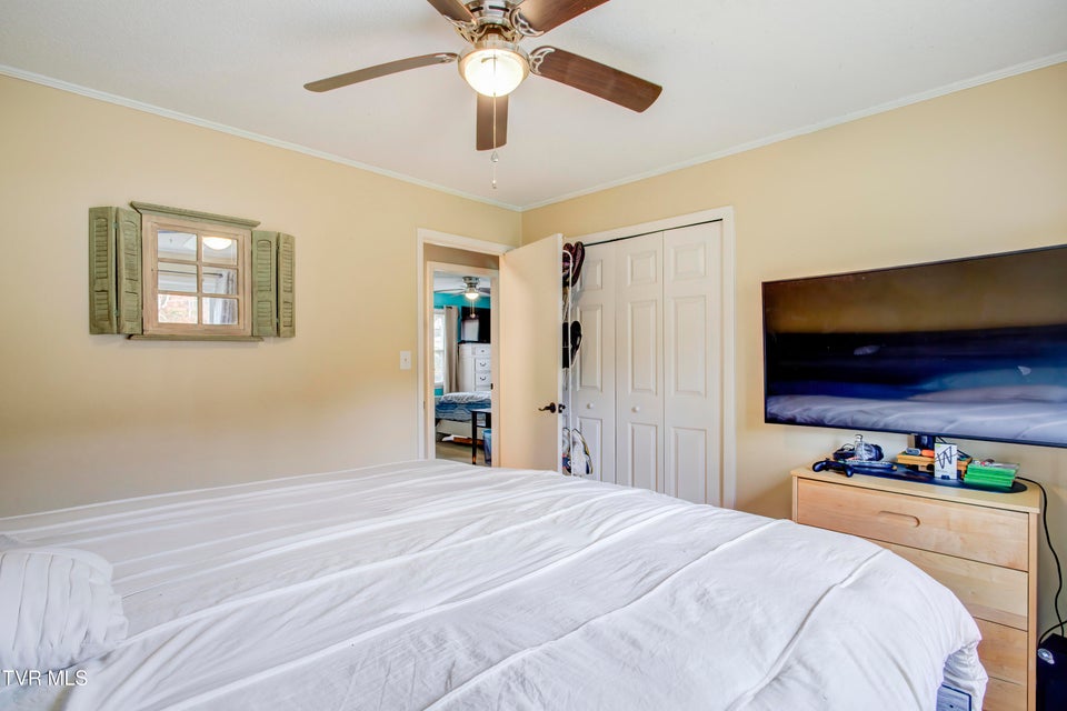 Photo #22: 304 Deerfield Drive