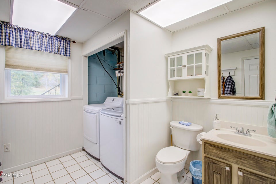 Photo #31: 304 Deerfield Drive