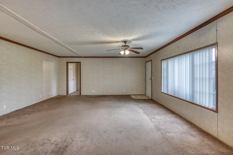 Photo #6: 1122 Anderson Loop