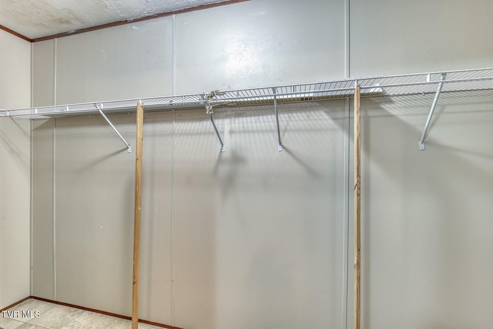 Photo #21: 1122 Anderson Loop