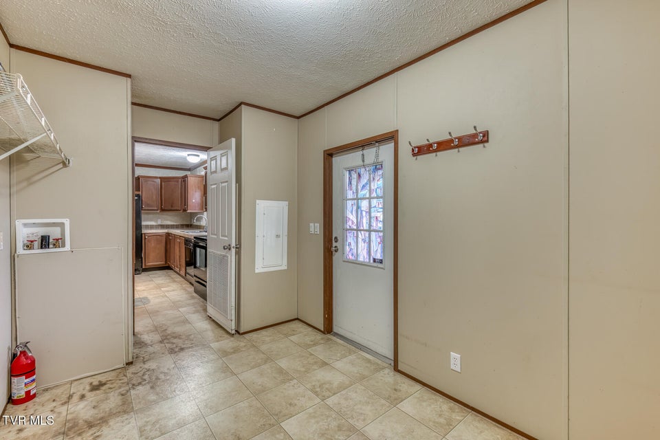 Photo #28: 1122 Anderson Loop