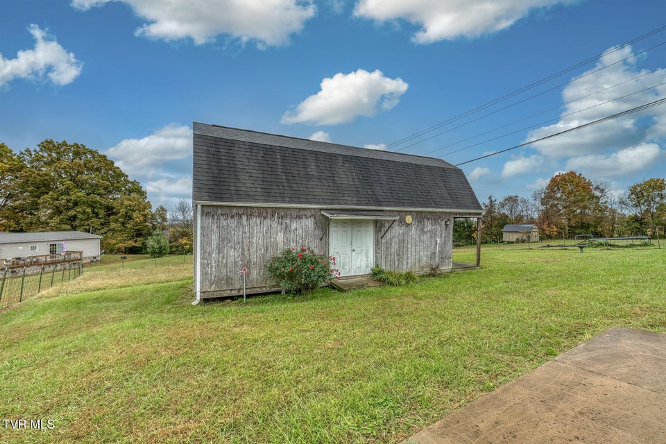 Photo #35: 1122 Anderson Loop