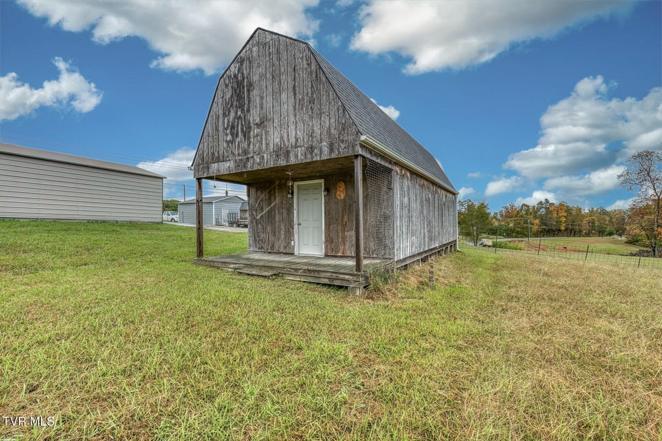 Photo #37: 1122 Anderson Loop