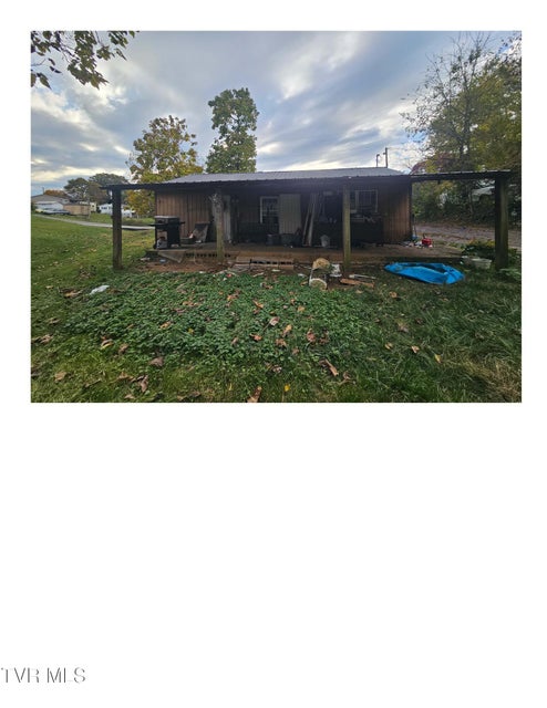 Photo #2: 1825 Sweetbriar Road