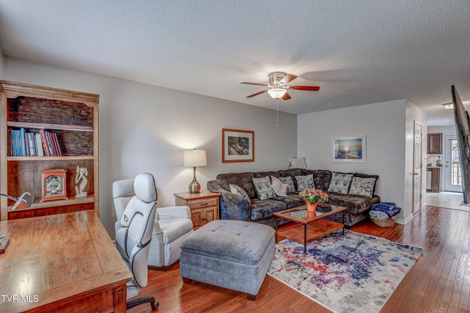 Photo #4: 119 Amanda Lane