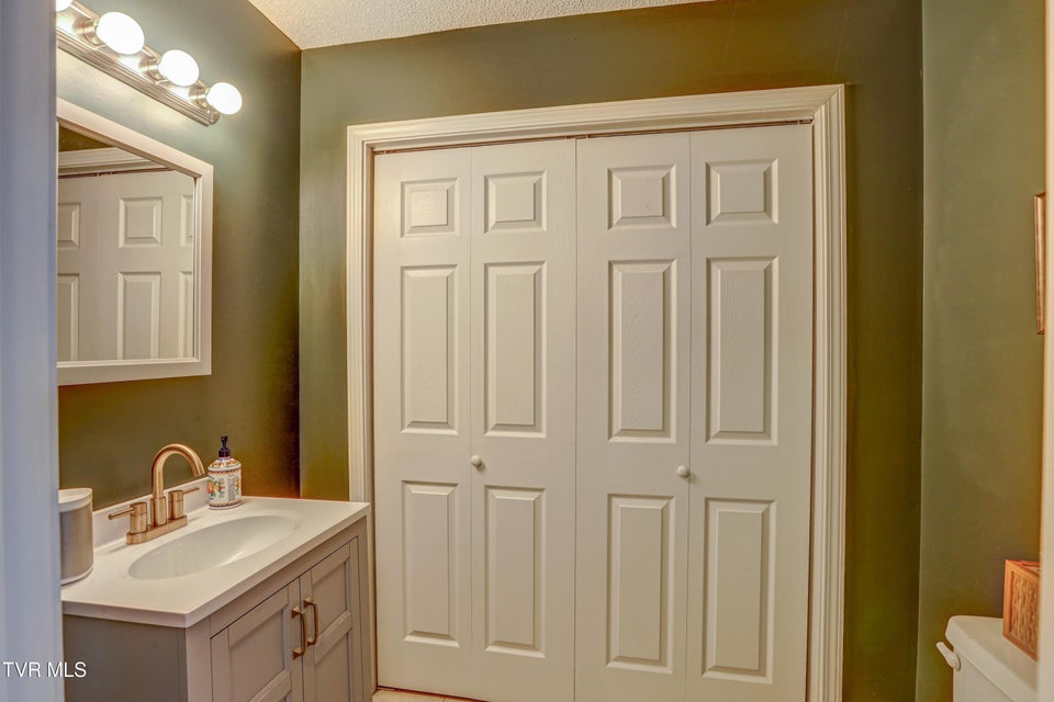 Photo #7: 119 Amanda Lane