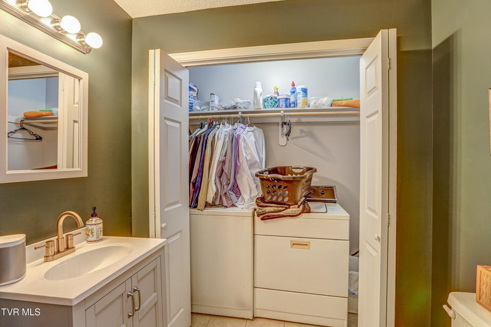 Photo #8: 119 Amanda Lane