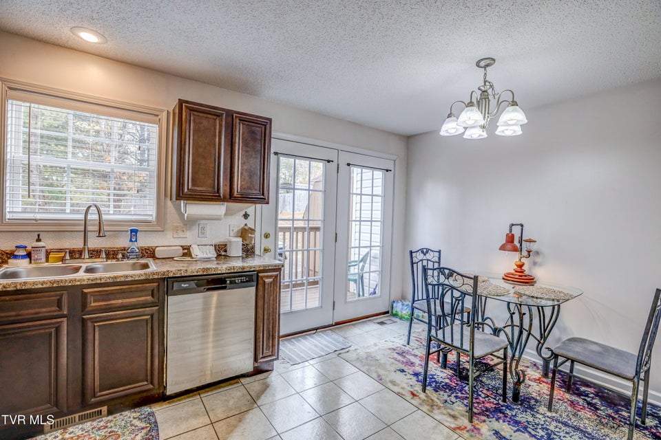 Photo #13: 119 Amanda Lane