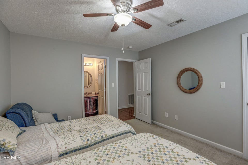 Photo #17: 119 Amanda Lane