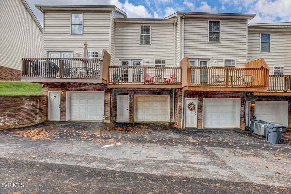 Photo #28: 119 Amanda Lane