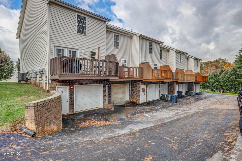 Photo #30: 119 Amanda Lane