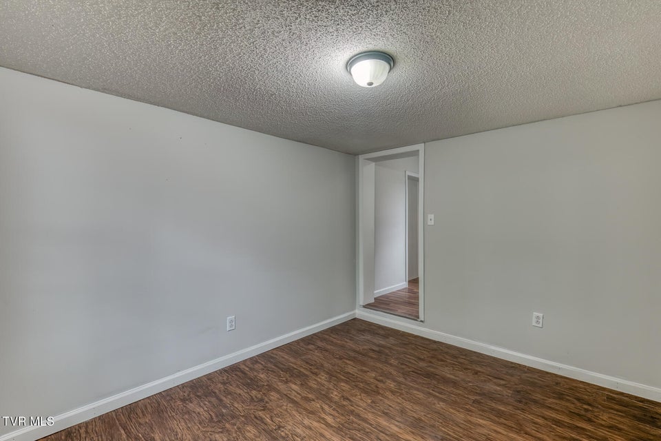 Photo #17: 196 Hopper Road