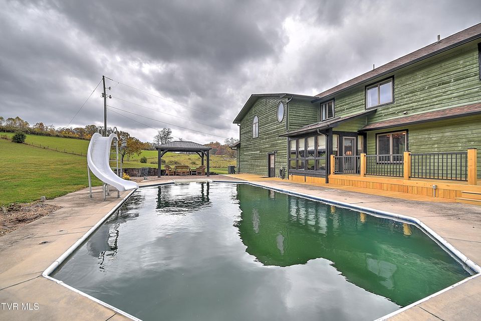 Photo #10: 5639 Mountain Road