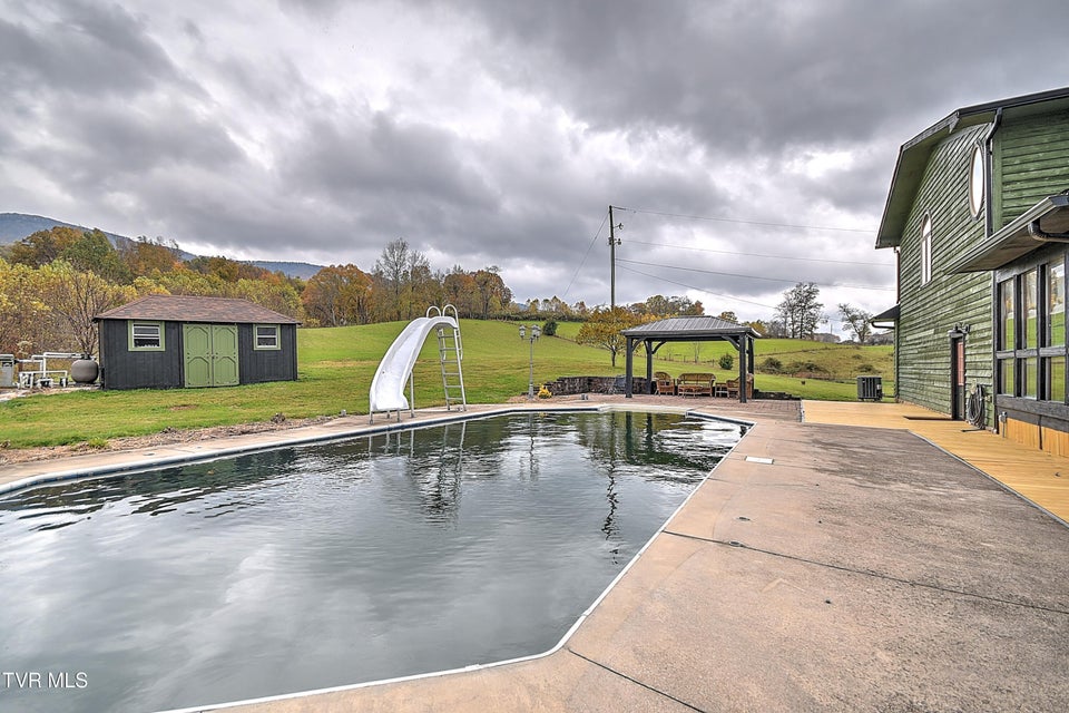 Photo #12: 5639 Mountain Road