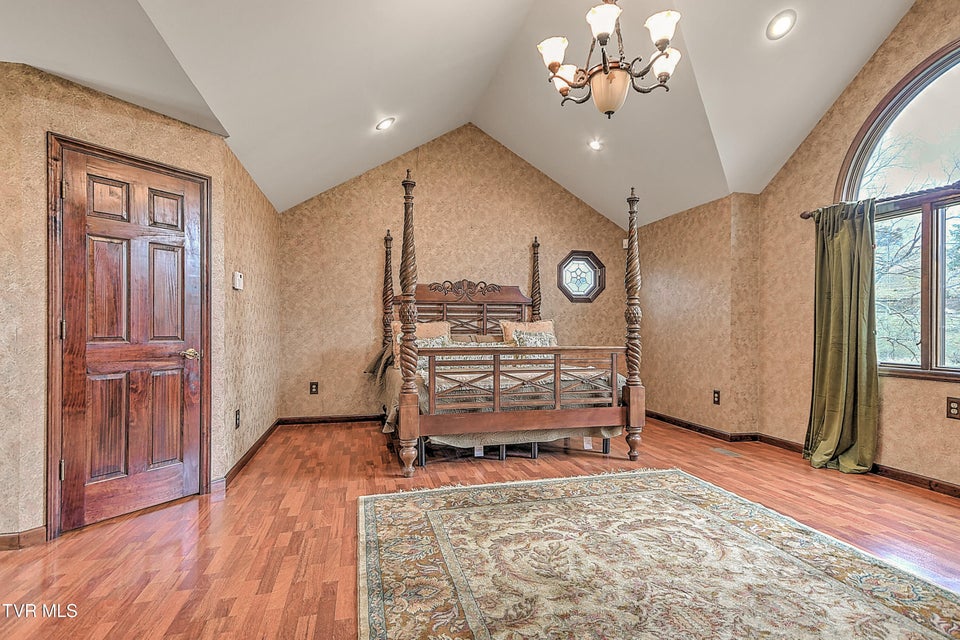 Photo #35: 5639 Mountain Road