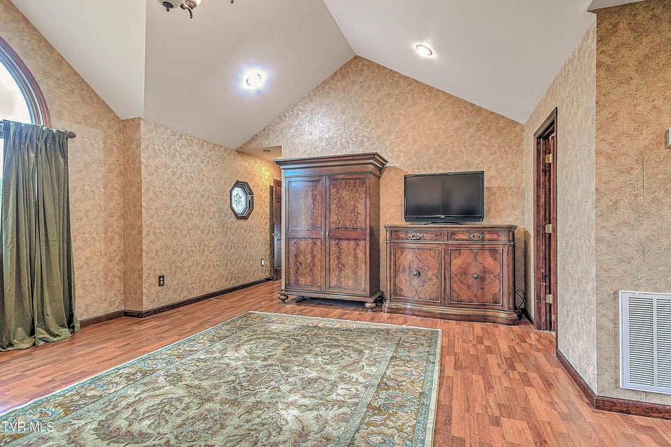 Photo #36: 5639 Mountain Road