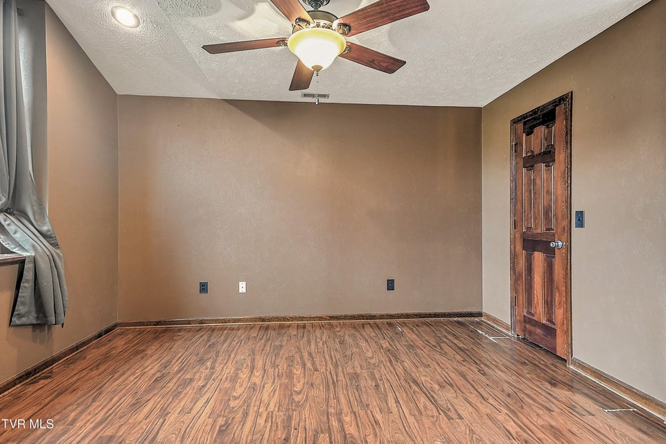 Photo #51: 5639 Mountain Road