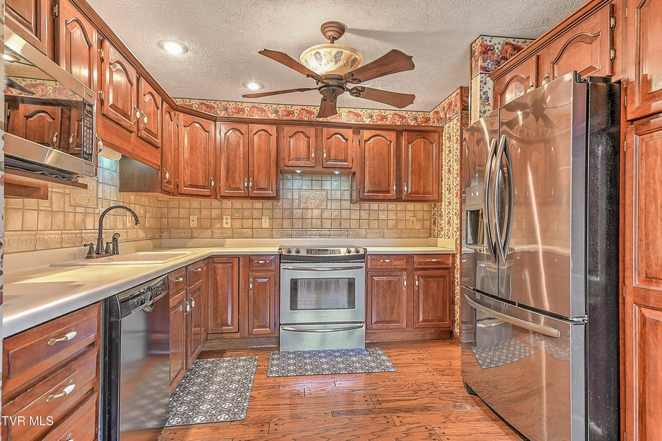 Photo #25: 5639 Mountain Road