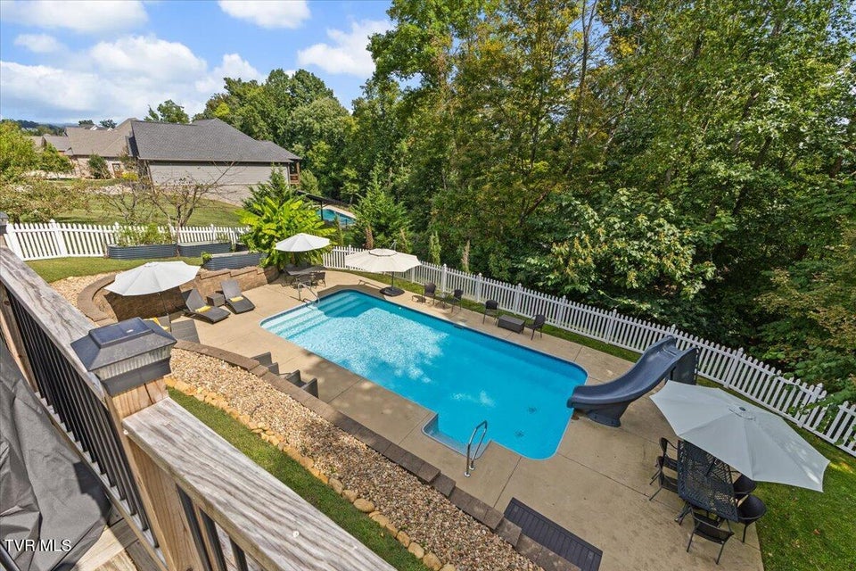 Photo #59: 215 Timberlyne Parc 