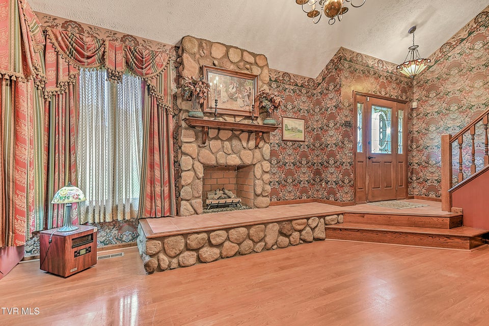 Photo #21: 5639 Mountain Road