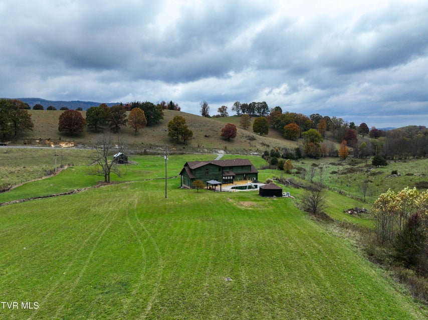 Photo #5: 5639 Mountain Road