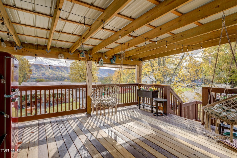 Photo #3: 2012 Woodbine Street